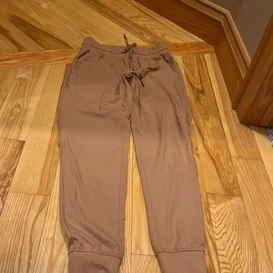 New with tags Zyia camel ascend joggers